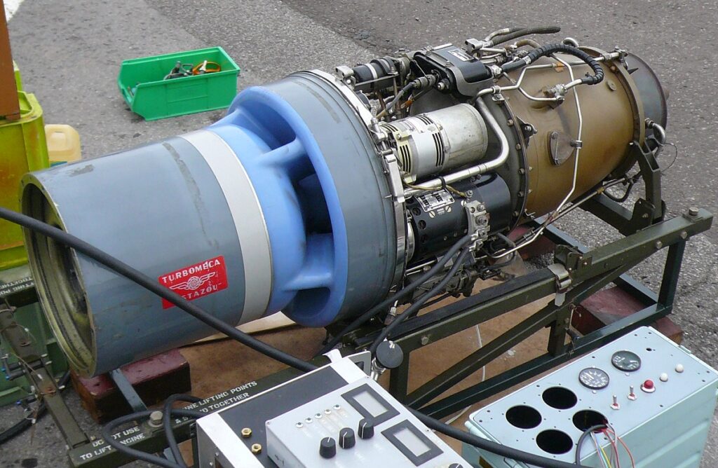 Turbomeca Astazou gas turbine engine
